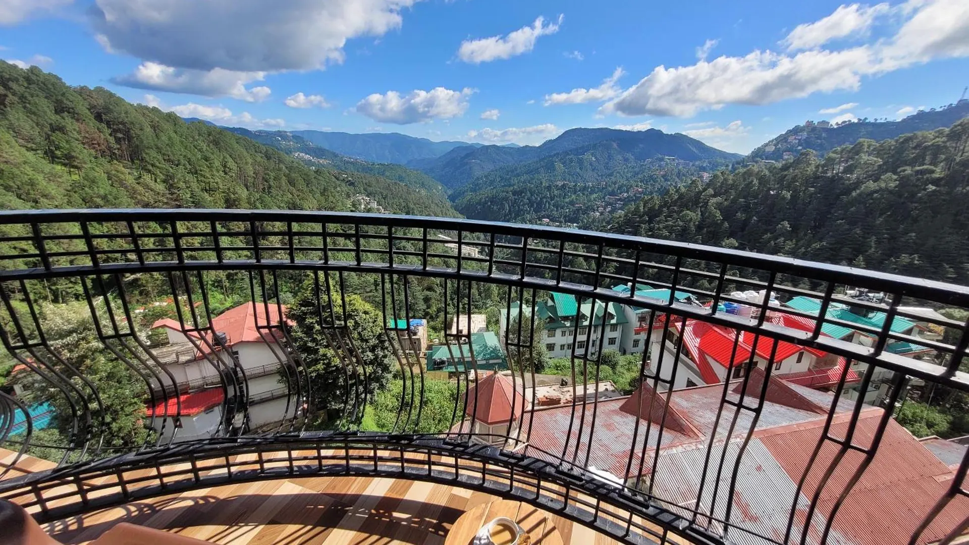 Pine Paradise Homestay Shimla