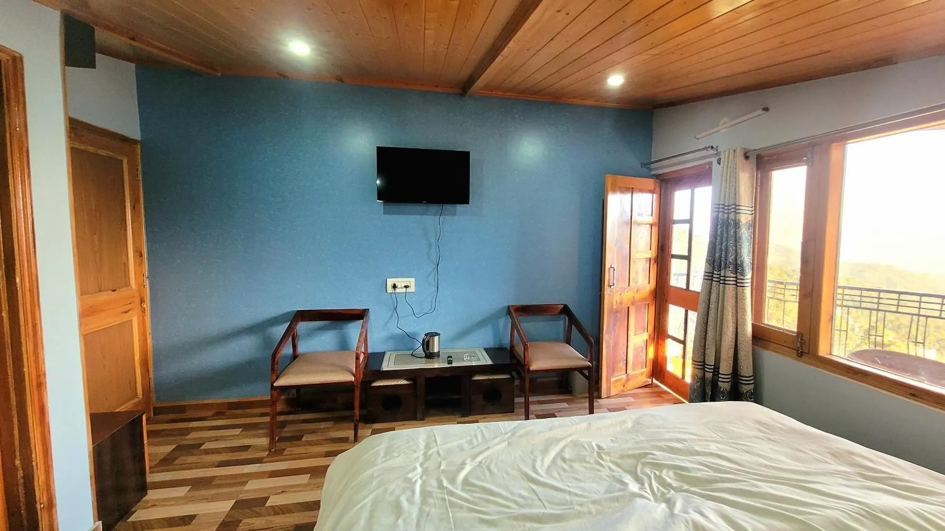 Pine Paradise Homestay Shimla